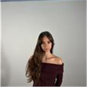 Imparto la materia de inglés, actualmente estoy estudiando para tener el nivel c1 en inglés.Con un título de bachiller y la ESO