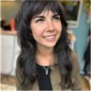 Profesora de inglés, dirigido a todas las edades. Especialmente para aquellas personas que quieran empezar desde cero.

