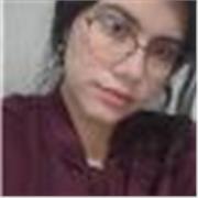 Trabaja como acompañante escolar o cuidador infantil