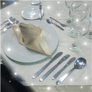 La profesora de Lengua castellana imparte toda la imformacion a los alumnos de todaý