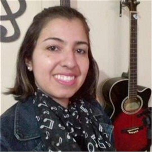 Barbara Rosa | Professor de Música em Araras