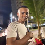 Profesor de castellano , nativo de Cartagena y estudiante de la universidad de Cartagena