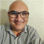 Avvocato abilitato, con esperienze manageriali in aziende di rilievo, si offre per lezioni di Diritto personalizzate