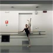 Insegnante / ballerina di danza classica e contemporanea 