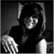 Docente a contratto di Glottologia e Linguistica impartisce lezioni di Linguistica, Letteratura e grammatica Italiana