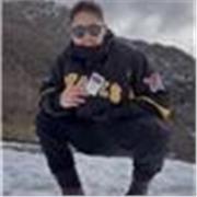 Soy un desarrollador de apps mobiles con 5 años de experiencia y podria enseñar las bases de la programación a niños/adolescentes 