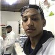 Professor de química, com conhecimento prático e teórica sobre todo o assunto!