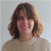 Amante de los cuentos y libros ilustrados para los más pequeños, de la creatividad, de la empatía y el amor hacia las personas