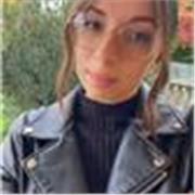 Educatrice professionale per aiuto compiti