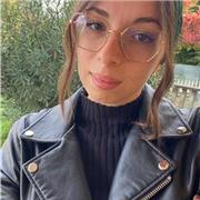 Educatrice professionale per aiuto compiti