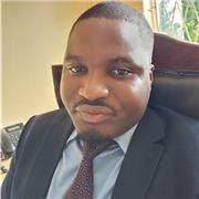 Law tutor who can teach both university students and Advanced Level Students