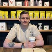 English Teacher. 1-1 online sessions to improve your confidence, speaking ability and opportunities.