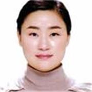 Highly qualified English teacher (MA from UIUC, USA) provides private lessons for students and professionals in Berlin or online. 