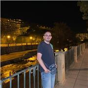 Buenas, soy una persona residente en Granada que podría dar clases de diferentes materias. Soy alguien curioso y que quiere aprender siempre de cada experiencia.