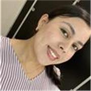 Maestra con paciencia y experiencia en explicar cada cosa, así como ayudar a entender y adaptar la forma de aprender de cada uno