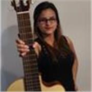 Profesora de guitarra, ukelele, guitarra requinto para niños desde los 10 años, jóvenes y adultos