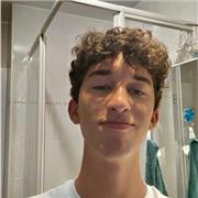 Ragazzo frequentante il liceo scientifico offre lezioni private e aiuto per i compiti nel campo della matematica (anche scienze)