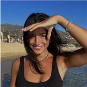 19 anni, studiato in Canada un anno, vissuto con ragazzi americani per 7 anni