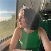 I am a warm, encouraging, and highly analytical maths tutor who holds a First-Class Honours degree in Mathematics.