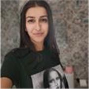 Directora de arte y diseñadora gráfica de publicaciones.