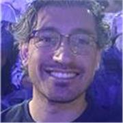 Jeune docteur en linguistique, de langue maternelle italienne, propose des cours particuliers à des élèves de tous les niveaux.