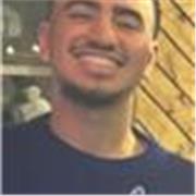 Étudiant sérieux donne cours de français en ligne 