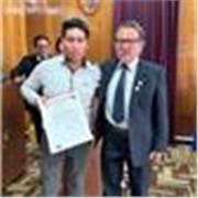 Soy apto y flexible en muchas materias, en especial si es historia, gramática, lengua española, matemáticas y demás