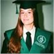 Me defino como una persona responsable, trabajadora y simpática. Puedo dar a clases desde niños de 6 años hasta 16