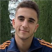 Soy estudiante de Ingeniería Electrónica en la UC3M e imparto clases particulares de Matemáticas, Física de todos los niveles