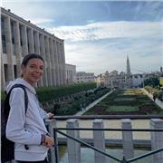 Profesora imparte clases de Lengua Castellana desde primaria hasta 2°de Bachillerato