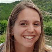 Donne cours particuliers en design graphique. Besoin d'améliorer vos compétence sur les logiciels de la suite Adobe ? Je me ferais un plaisir de vous expliquer et de vous montrer comment utiliser les logiciels pour créer des supports de communication pro.