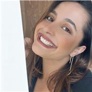 Professora de Ciências e biologia para todos os níveis de ensino. Reconhecimento e boas avaliações na plataforma Superprof