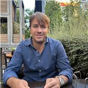 Profesor de clases particulares primaría y secundaria: matemáticas, física. También se ofrecen clases online