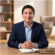 Profesor da clases de Lenguaje a todas las edades
