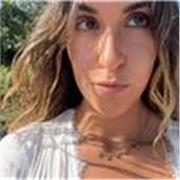 PROFESORA de matematicas, química y fisica