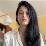 Docente di storia dell’arte e materie umanistiche, ho insegnato in diversi licei e alle scuole medie. Ho svolto pure sostegno. Adoro aiutare a trovare un metodo di studio, ascoltare ripetere e cercare di impostare il discorso personalizzandolo. Tendo a ce