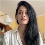 Docente di storia dell’arte e materie umanistiche, ho insegnato in diversi licei e alle scuole medie. Ho svolto pure sostegno. Adoro aiutare a trovare un metodo di studio, ascoltare ripetere e cercare di impostare il discorso personalizzandolo. Tendo a ce