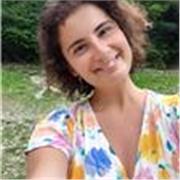 Entusiasta di insegnare e stare in contatto con gli studenti