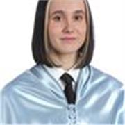 Graduada de pedagogía, máster en procesos de formación y máster en Orientación Educativa. 