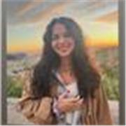 Psicologa impartisce lezioni di Filosofia e Psicologia per studenti universitari e del liceo