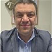 Madrelingua italiano, Laureto in materie umanistiche, appassionato di lingue