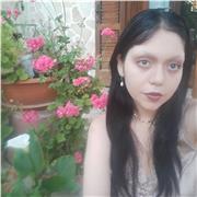 Studentessa impartisce ripetizioni per elementari, medie e superiori