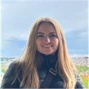 Laureata in Psicologia e diplomata al liceo scientifico offre lezioni private di psicologia, matematica, fisica, inglese, latino