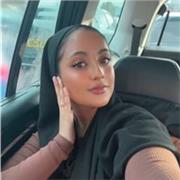 I am a native speaker and have experience teaching young children in a primary school setting