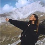 Laureata in Scienze Politiche e Diplomata al Linguistico offro ripetizioni di materie umanistiche e lingue (Inglese, Francese)