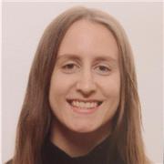 Doy clases de idiomas adaptadas al nivel de cada alumno.