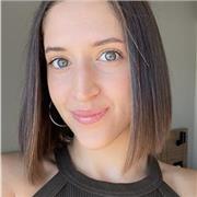 Professeur particulier à distance pour des cours allant de la primaire au lycée.