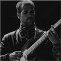 Ofrezco clases particulares de guitarra personalizadas para todos los niveles, profesor titulado con 20 años de experiencia
