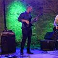 Aprende guitarra o bajo a tu ritmo en málaga capital