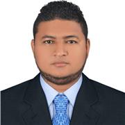 Trabajador social doy clases de ciencias sociales a niños , niñas y adolescentes